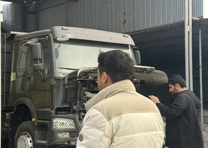 Customer visiting ANTE 15