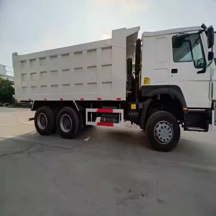 Dump Truck photo 4